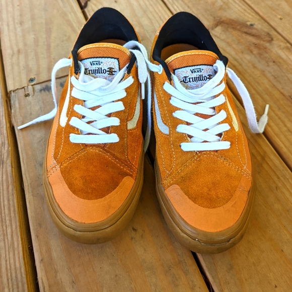 vans trujillo orange
